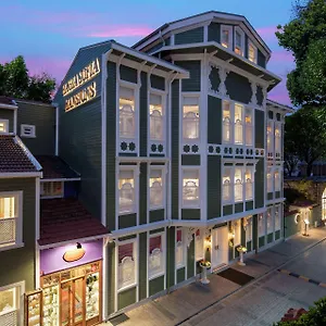 Hotel Hagia Sofia Mansions Istanbul, Curio Collection By Hilton, Istambul