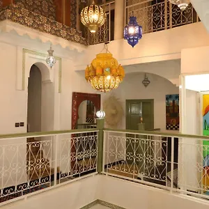 riad-dar-lfen.marrakeshhotelsmorocco.com/